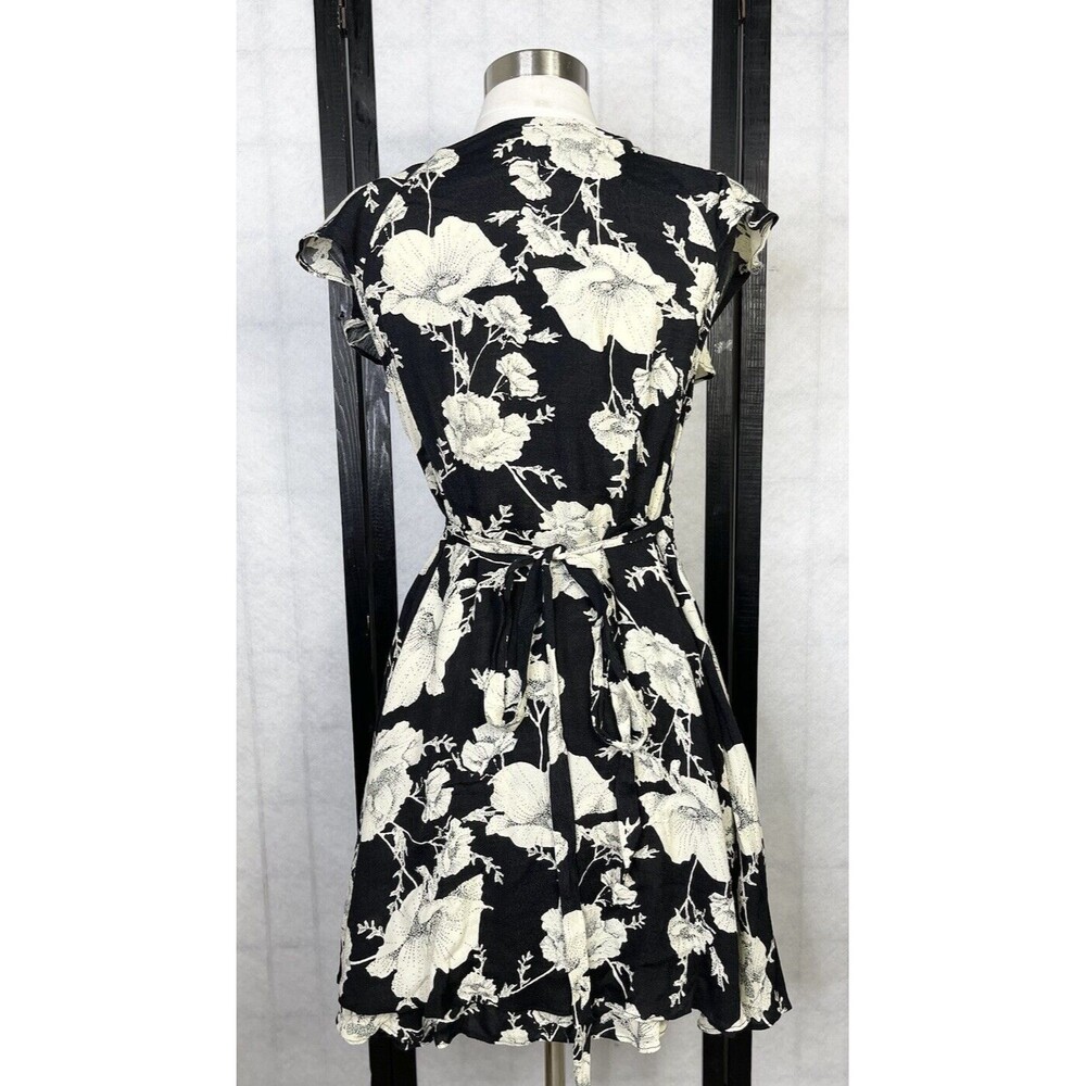 Free People Synthetic French Quarter Wrap Dress. Size: M - Picture 3 of 7